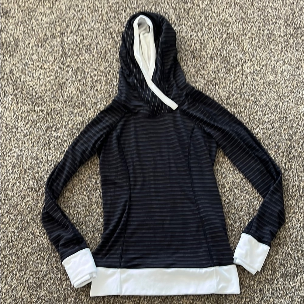 Lululemon hooded Striped Black and White Women's top